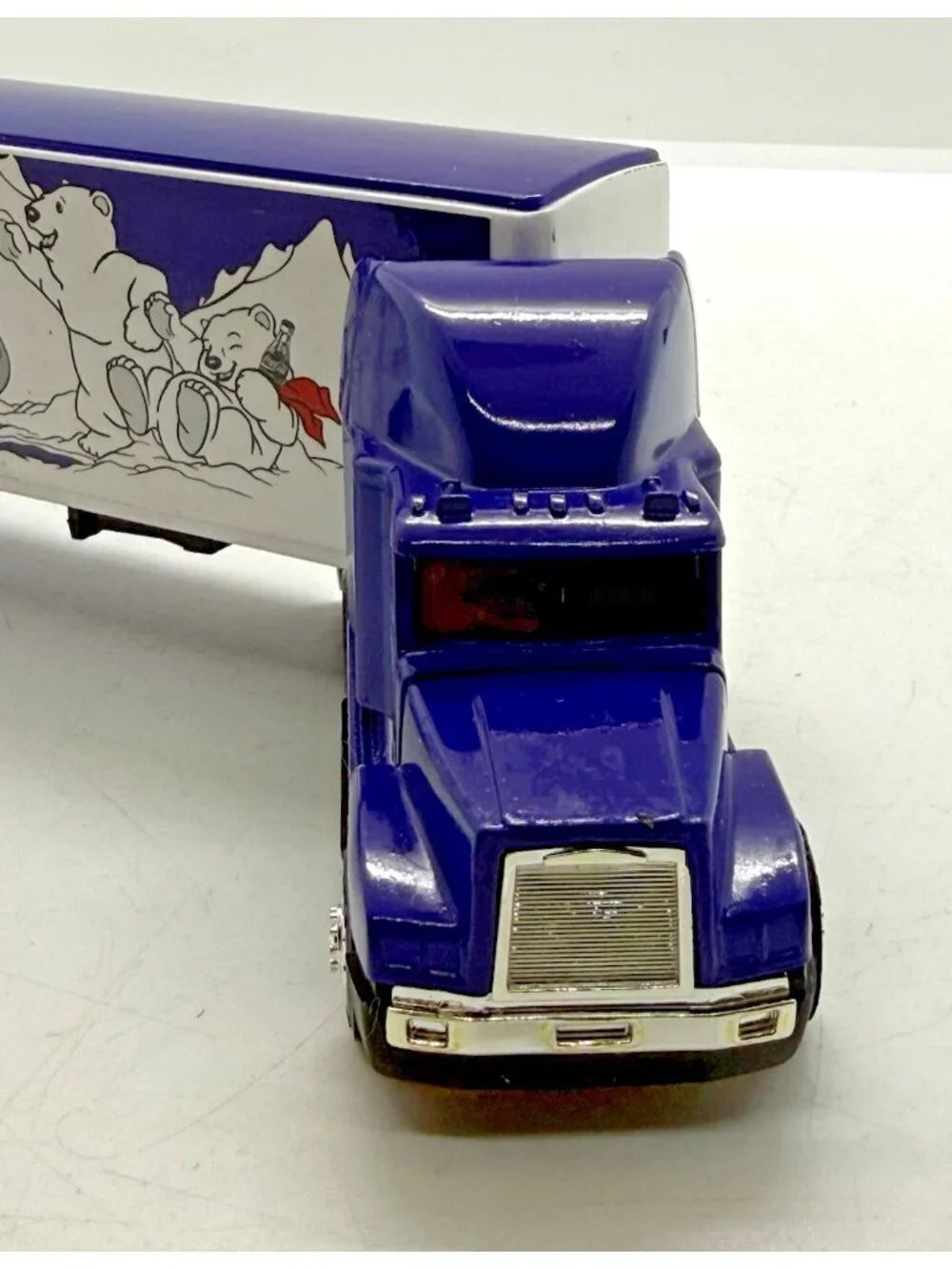 Coca-Cola 1998 Always Cool Bears Collectible 1/64 Scale Tractor Trailer Die Cast